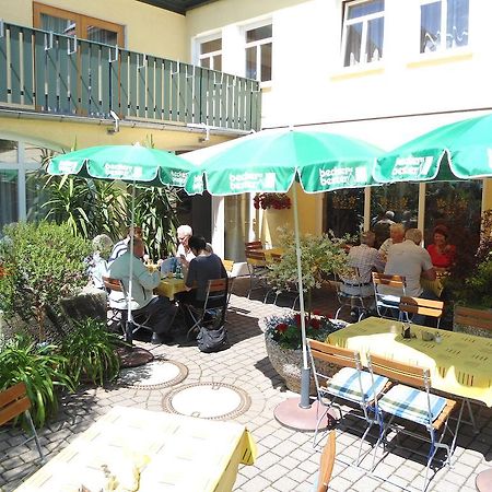 Gasthof Und Landhotel Zur Ausspanne Klipphausen Екстериор снимка
