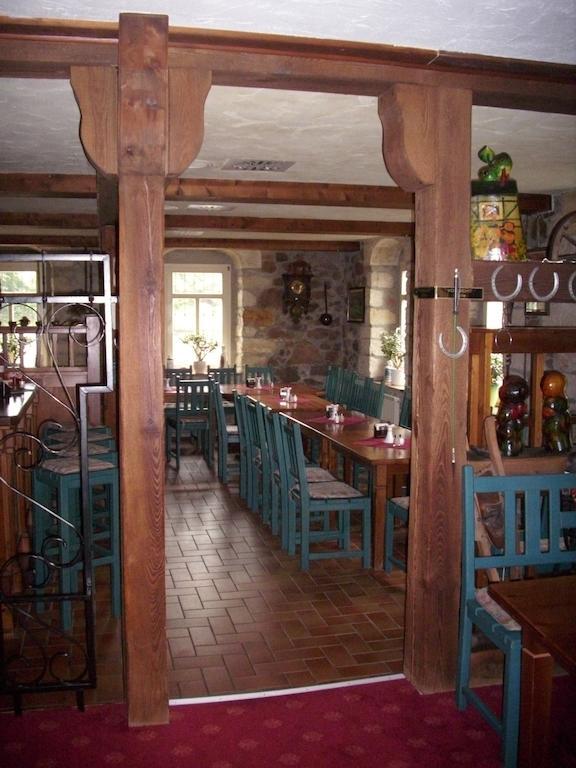 Gasthof Und Landhotel Zur Ausspanne Klipphausen Екстериор снимка